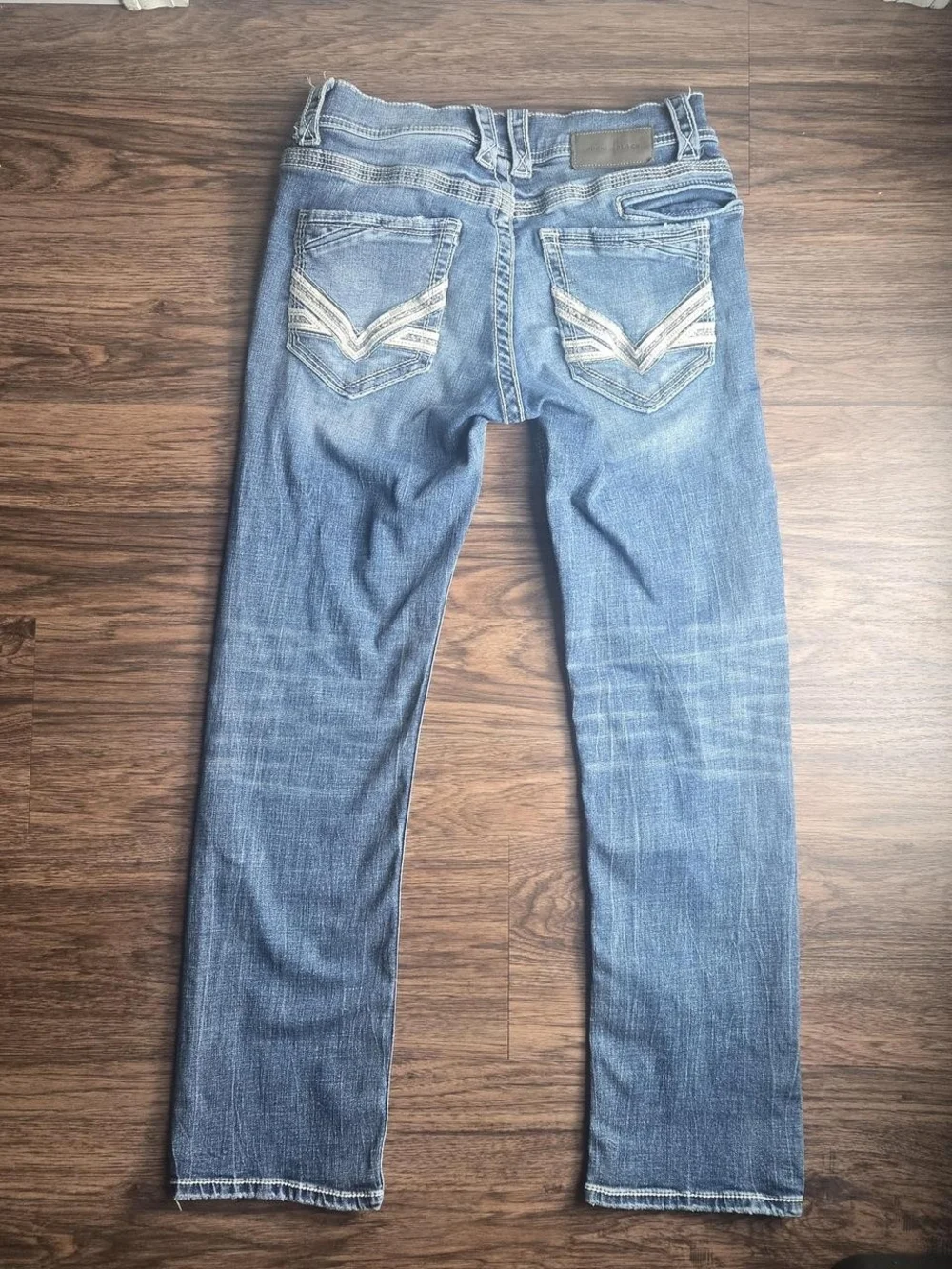 Buckle Black Fit No.9 Straight Blue Jeans